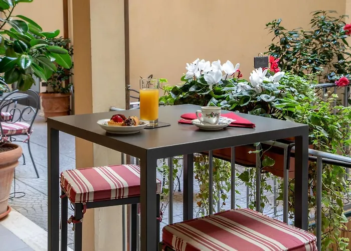 Hotel Canada, Bw Premier Collection