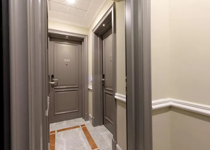 Canada, Bw Premier Collection Hotel