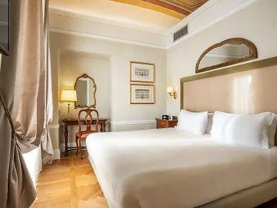 Hotel Canada, Bw Premier Collection 3*