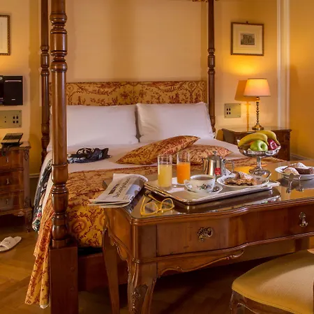 מלון Canada, Bw Premier Collection