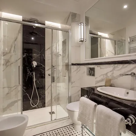 Canada, Bw Premier Collection Hotel 3*