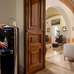Canada, Bw Premier Collection Hotel Roma