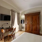 Canada, Bw Premier Collection Hotel Roma